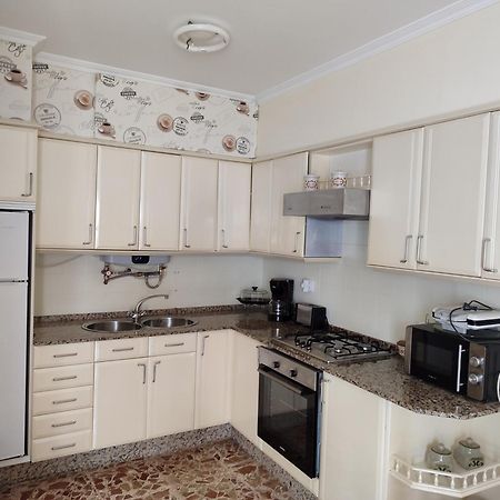 Apartamento'S Montino Эль-Грове Экстерьер фото